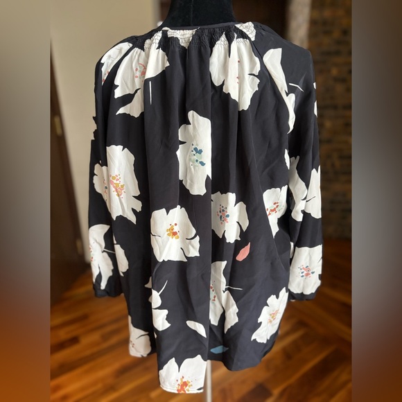 Tucker Classic Silk Blouse - Shadow Flowers - Women's Top, ECU - Picture 5 of 14